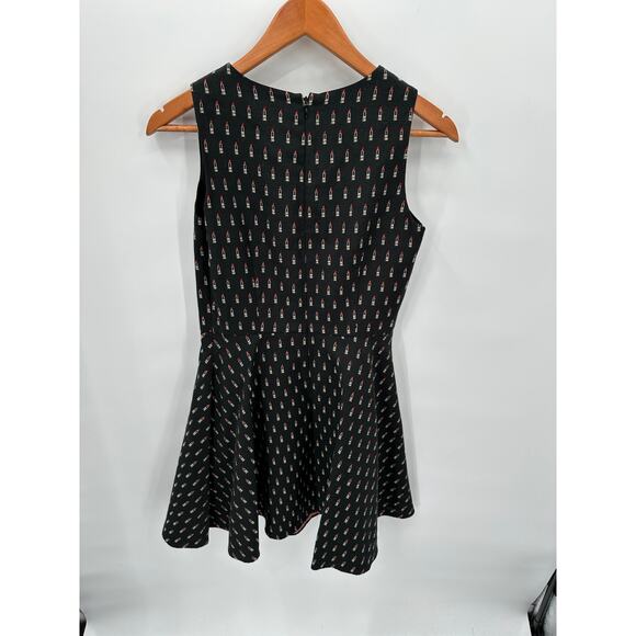 SHOSHANNA Elvira V-Neck Fit & Flare Black Red Lipstick Print Dress // 2 - Picture 11 of 11